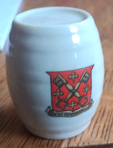 Vintage crested china burton - crested,