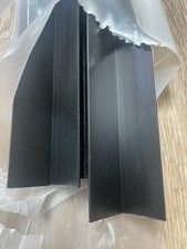 1 meter 35x35x1.5mm Black Plastic Angle Trim 