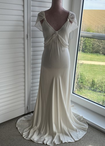 Ghost ivory satin garbo - ghost,