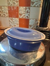 Emile Henry oval oven dish, blue, size 4 with lid