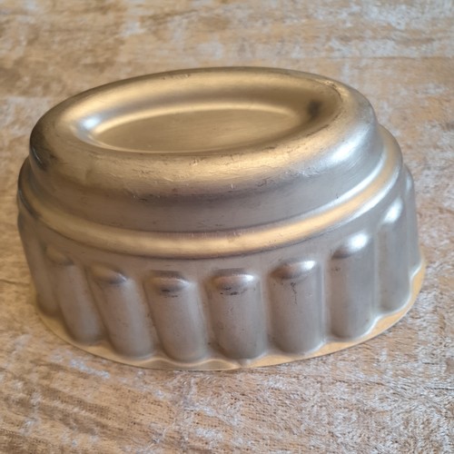 Vintage1950s aluminium jelly - vintage1950s,