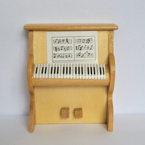 Dolls house 12th scale - dolls,