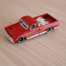 2018 CHEVY C10 '67 HOT WHEELS DIECAST CAR TOY