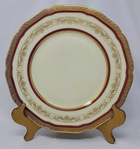 Hutschenreuther dinner plate - hutschenreuther,