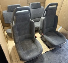 Land rover discovery seats - land,