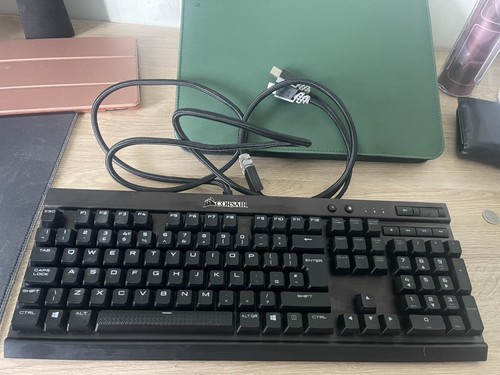 Corsair k70 lux mechanical - corsair,