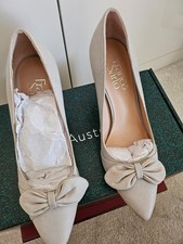 womens  Italian     leather