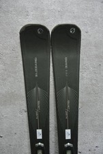 SKIS Piste / Carving -