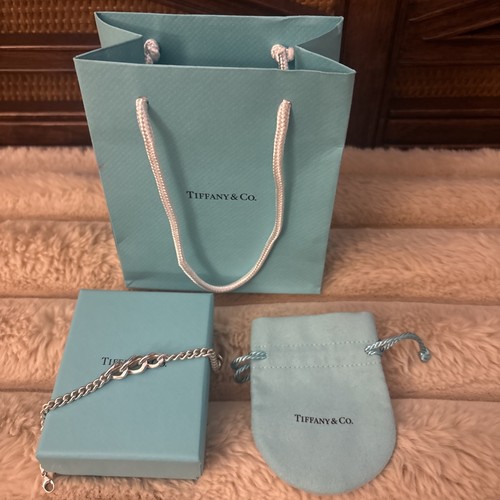 Tiffany company - &,
