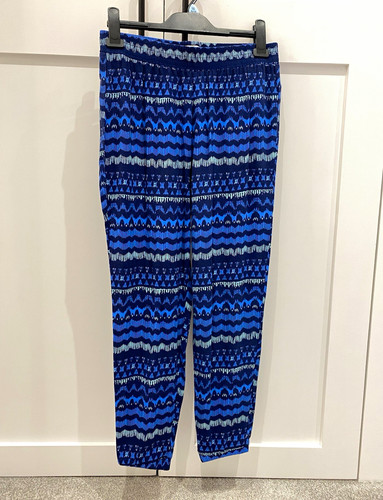 Hollister women blue aztec - women’s,