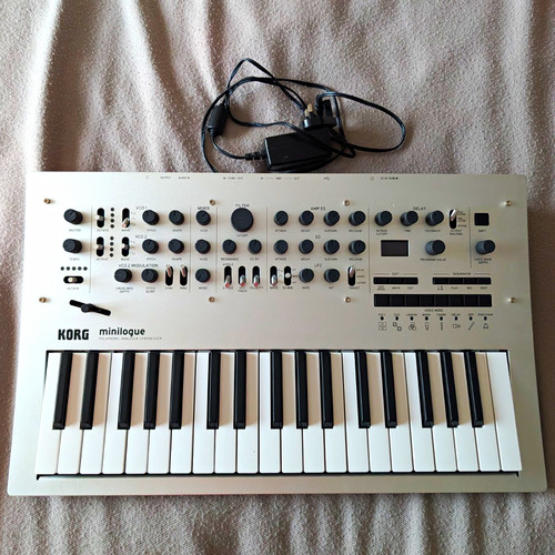 Korg minilogue analogue - minilogue,
