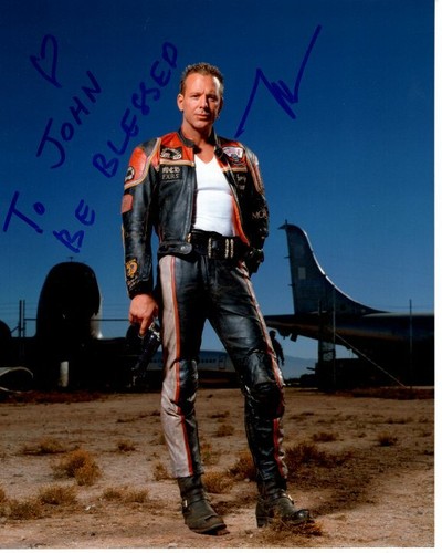 Mickey rourke signed 8x10 - rourke,
