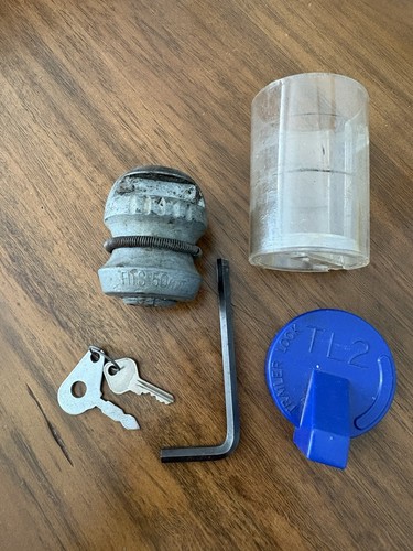 Caravan trailer hitch lock - caravan,