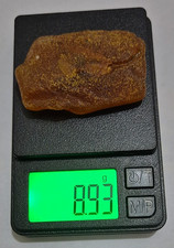 Baltic genuine amber - g.,