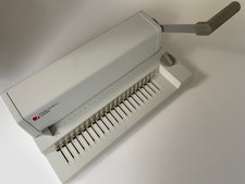 Rexel Manual Compact Comb
