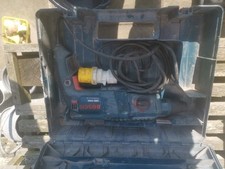 BOSCH GBH2400 ROTARY HAMMER DRILL 110v GWO - good condition