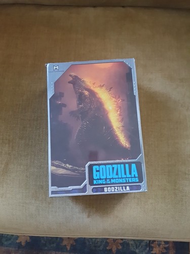 Neca 2019 burning - 2019, godzilla