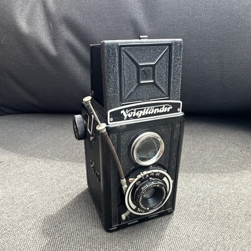 Vintage photographic camera - photographic,