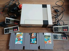 Nintendo NES Console 4 x