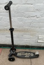 Micro Maxi Deluxe Pro Scooter