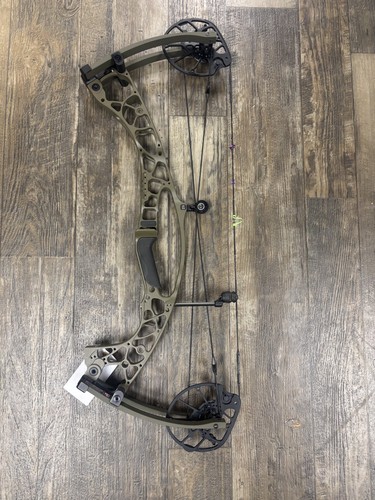 Hoyt ax2 80lb wilderness rh - hoyt,