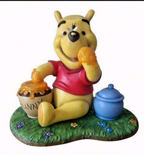 Master replicas disney winnie - replicas,