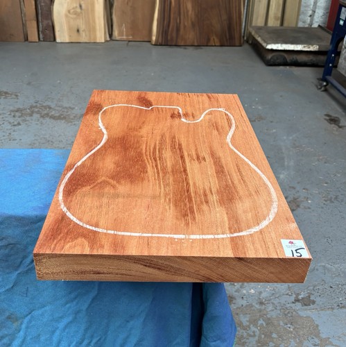 Khaya mahogany piece guitar - khaya,