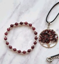 Garnet beaded 6mm bracelet