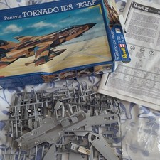 Revell Model Kit 04363 - Panavia Tornado IDS - 1/72 NO DECALS