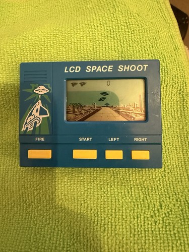 Lcd space shoot games - shoot,