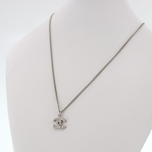 Chanel used logos - used, chain