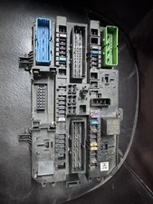 VAUXHALL ASTRA H REAR FUSE BOX HT 13222173 07-54