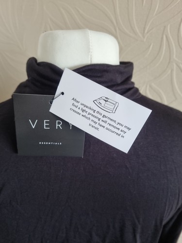 Bnwt next black - bnwt, neck
