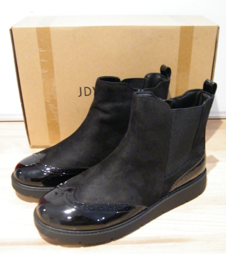 Ladies black faux suede patent - black,
