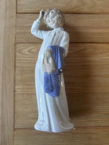 Nao lladro sleepy bedtime - sleepy,