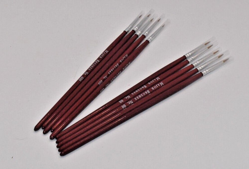 Modellng fine paint - paint, brush