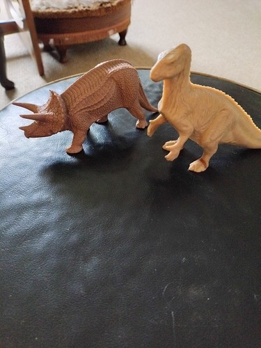Invicta plastic dinosaurs - invicta,