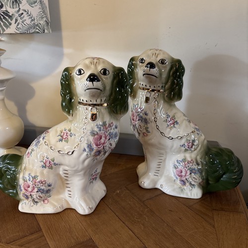 Vintage pair spaniels mantle - pair,