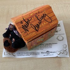 Vintage 1998 Pound Puppies