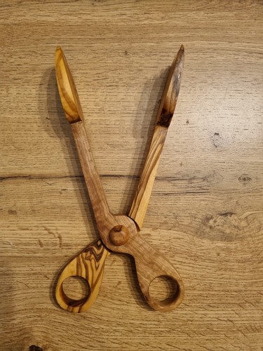 Olive wood salad - wood, tongs
