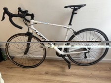 White Orbea Avant H50 frame