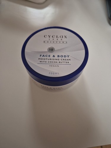 Cyclax 1896 moistura face - face, &