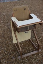 Child's metamorphic high chair