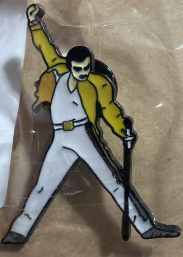 Freddie mercury pin badge - freddie,