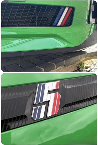 Renault tech perspex - e-tech,