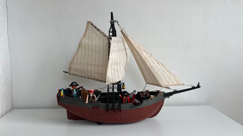 Playmobil 7518 red corsair - red,
