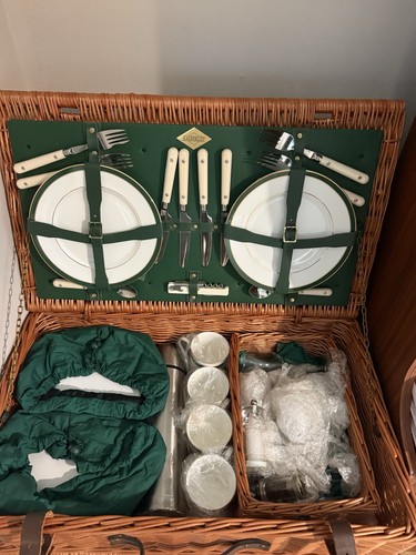 Amberly picnic basket hamper - amberly,
