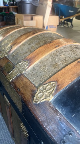 Barrel top steamer trunk - barrel-top,