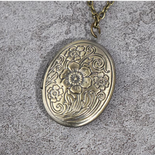 Gold vintage oval flower - gold,