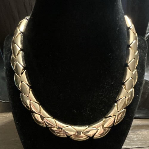 Gold tone metal - tone, chunky